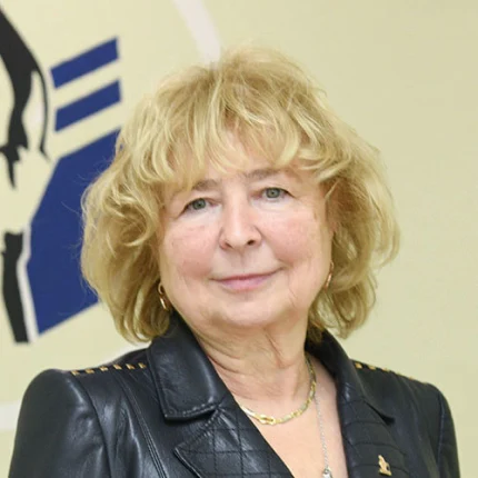 Лариса Волова