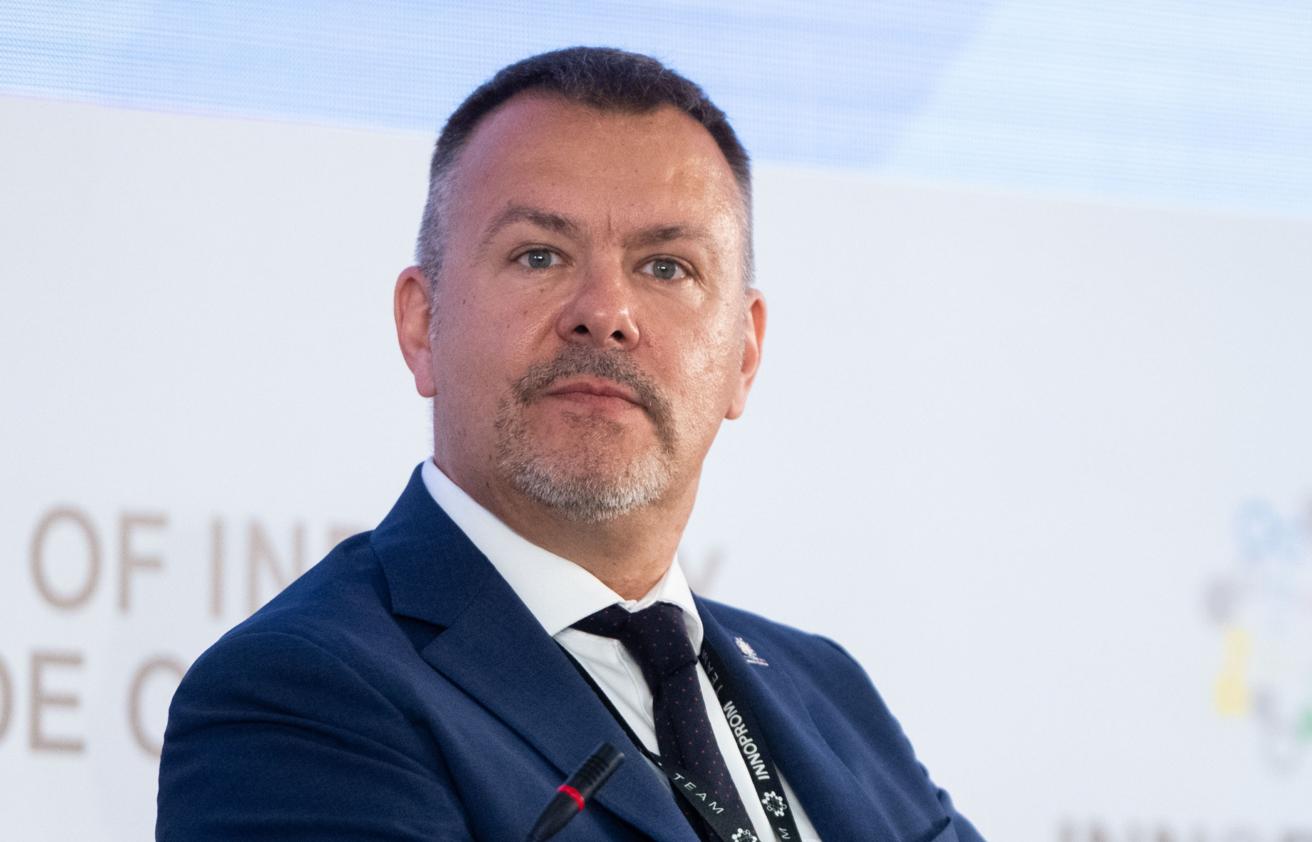 Антон Арташкин
