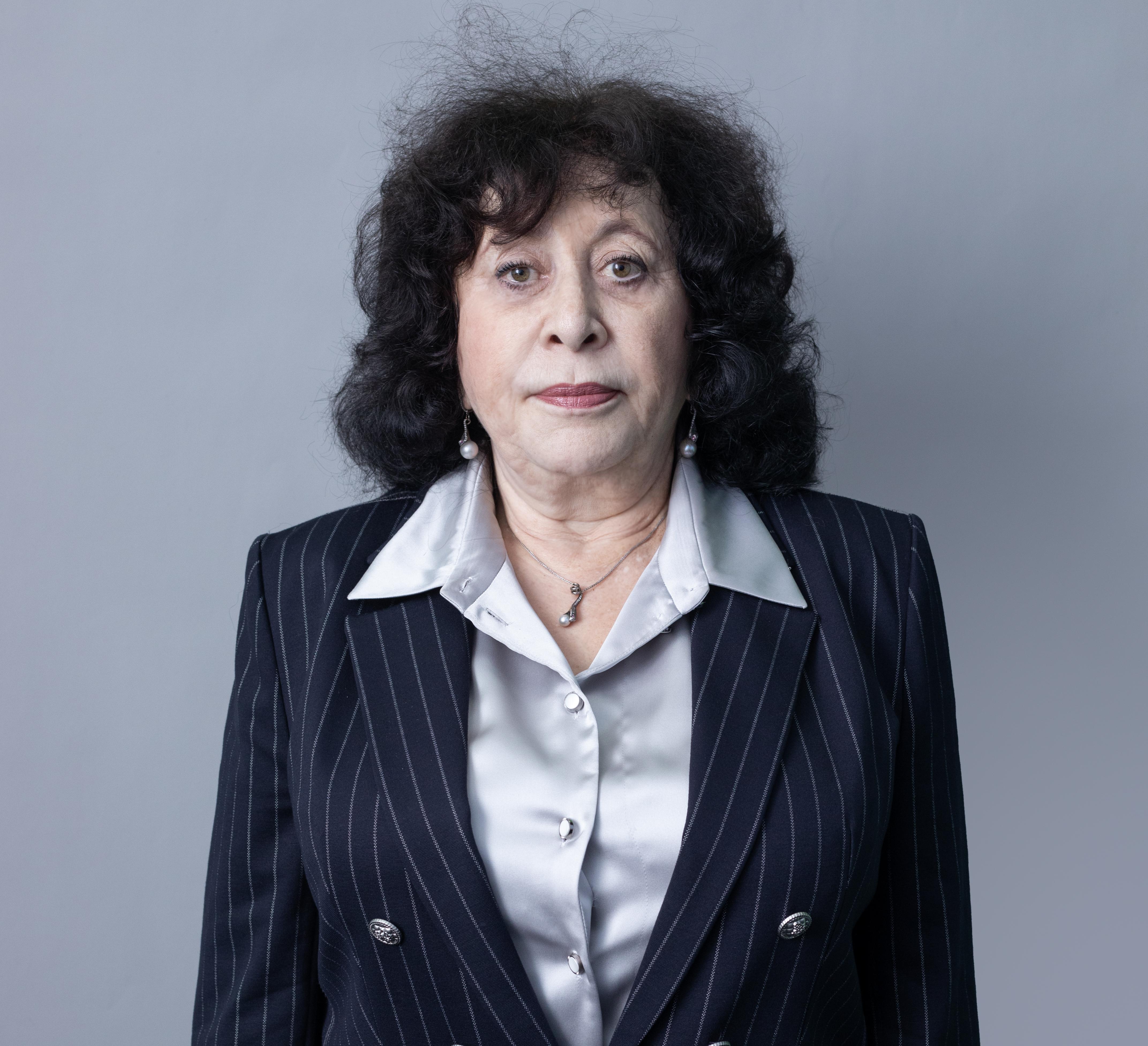 Елена Россинская