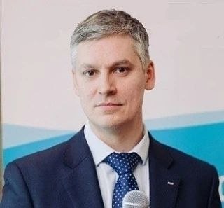 Виталий Емельянов