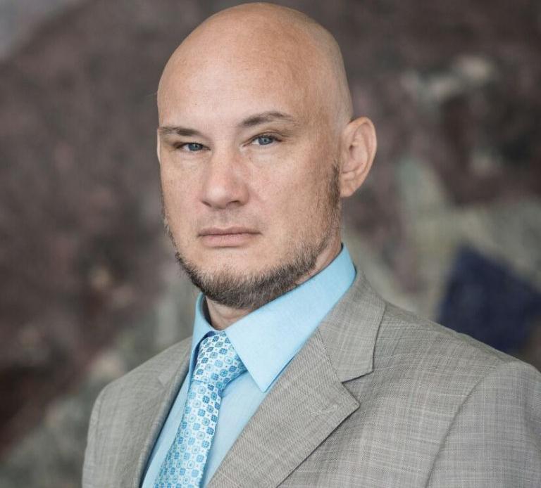 Дмитрий Абрикосов